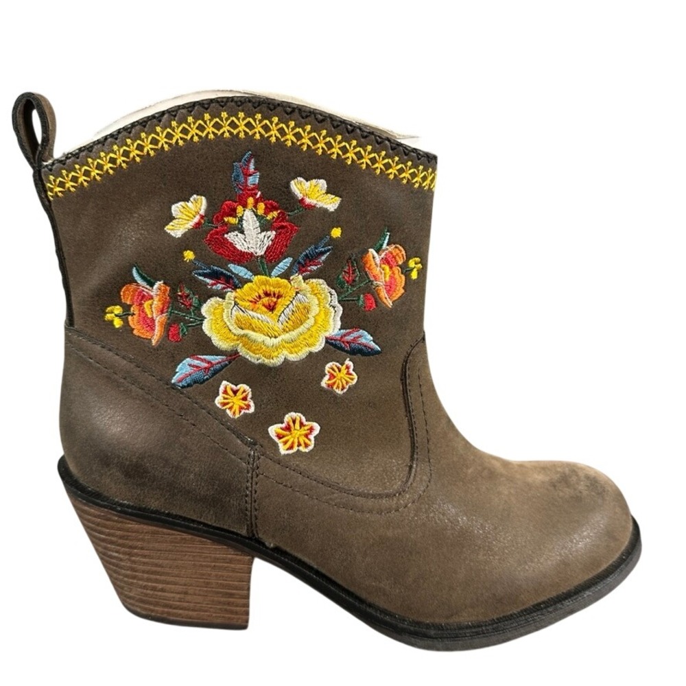 NWOB Rocket Dog Western Floral Embroidered Ankle Boots Brown Faux Suede 7M